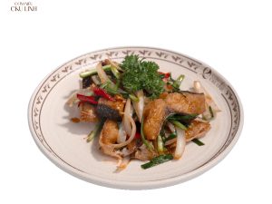 Cá dứa chiên giòn sốt mắm nhĩ
